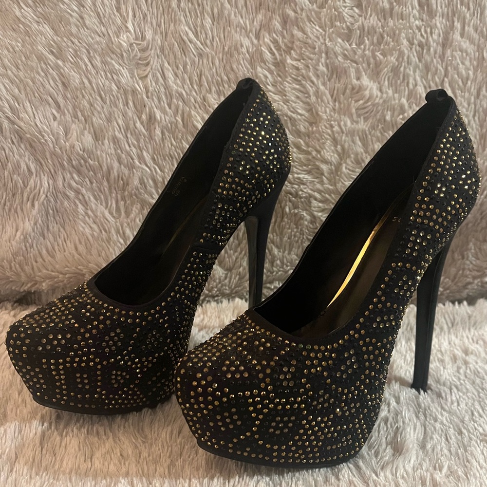 Leopard print sparkle party heels!